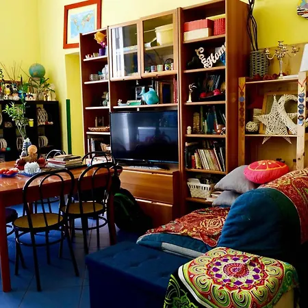 Bed-letto-cama In Shared Condivisa